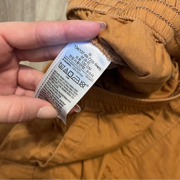 Kid's Gap Mustard Yellow Cargo Style Jogger Pants - Picture 4 of 7